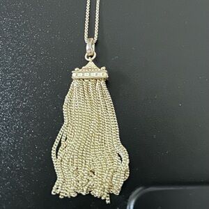 Kendra Scott Elegant Gold Tassel Necklace